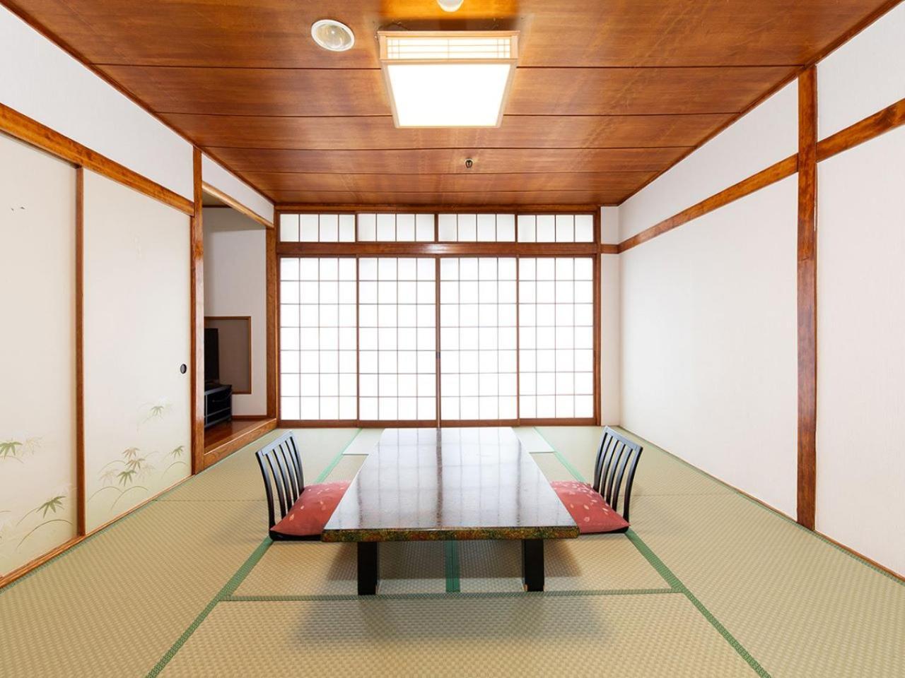 Kinugawa Royal Hotel Никко Экстерьер фото